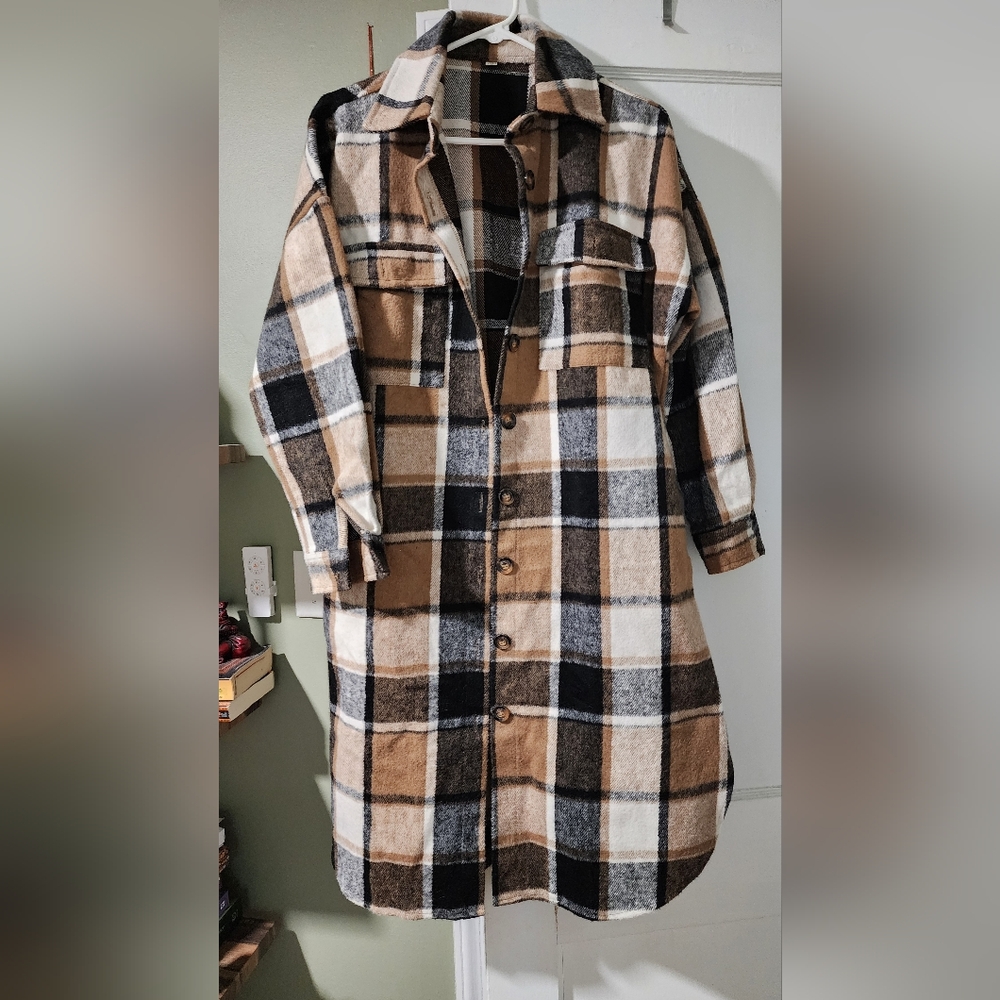 Plaid Button-Up Shirt in Brown and Black